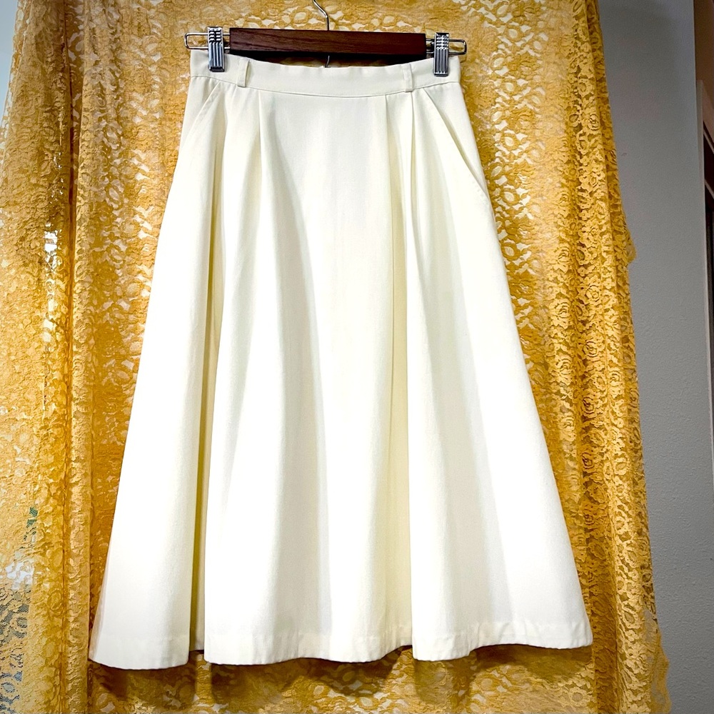 Vintage Ivory high waist circle skirt